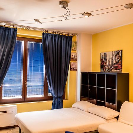 Cozy Suite Rogoredo Apartment Next To The Metro And Train Station Milano Exterior foto