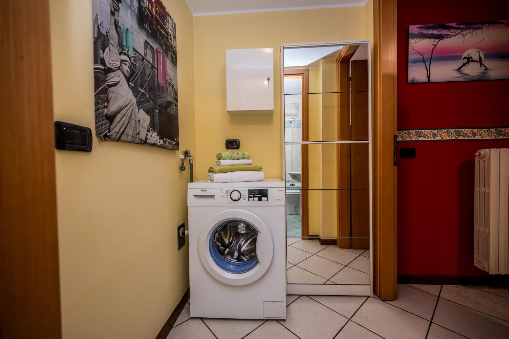 Cozy Suite Rogoredo Apartment Next To The Metro And Train Station Milano Exterior foto
